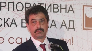 Цветан Василев се закани да съди AlixPartners 