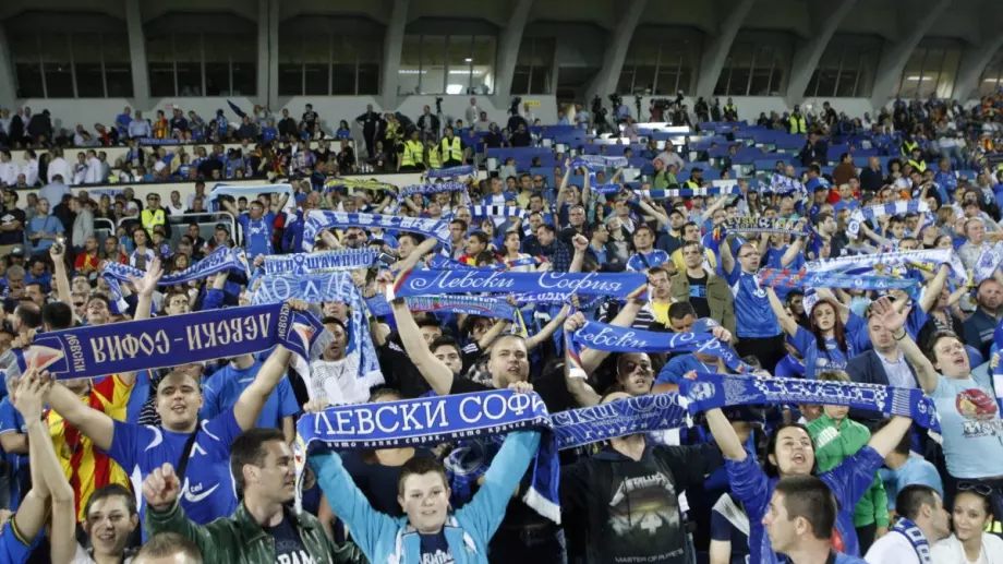 Близо 11 000 билета за мача с Лудогорец купиха феновете на Левски