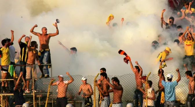 Жадните за футбол бултраси пълнят стадиона срещу Славия