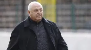 Култов Венци Стефанов: Един човек реди футбола ни, но другата година няма да е първи