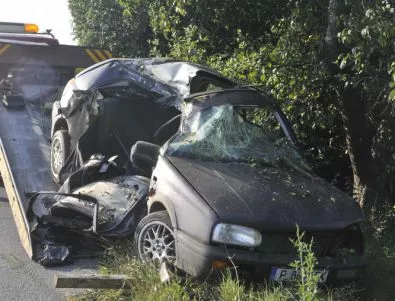 Човек загина при тежка катастрофа на пътя София-Бургас