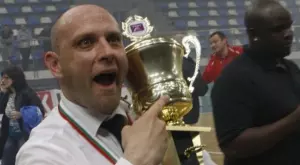 Тити Папазов: Всеки мисли, че ако помогне на Левски, народът ще го обича!