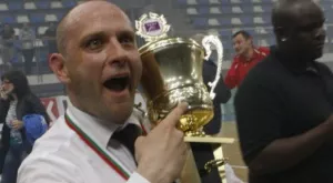 Изгониха Тити Папазов от Българската федерация по баскетбол