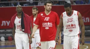 Лукойл Академик загуби първия си мач в Еврочалъндж