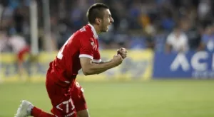 Карачанаков сменя Маркиньос за мача със Славия