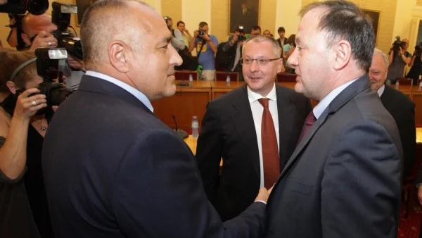 Борисов поздрави Миков