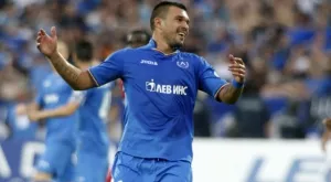 Божинов накара Левски да търси нападател на пожар