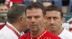 10 дни за реванш на Стойчо Младенов пред феновете