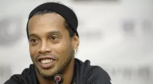 Пореден отбор от Висшата лига иска Роналдиньо