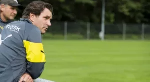 Шеф на Борусия: Хумелс остава при нас