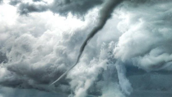 Съоръжение пресъздава урагани в лабораторни условия