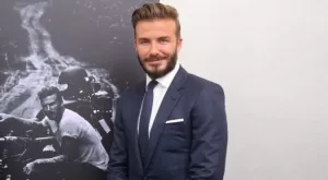 Бекъм е най-красив в костюм