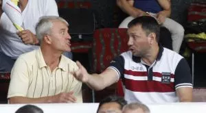 Шефът на Локо (Сф) призна: Доста мениджъри гледат играчите ни