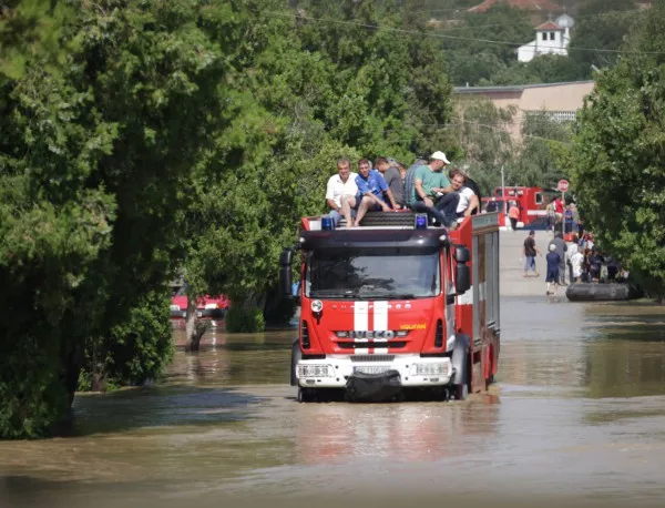 Река Скът се оттегля, бедственото положение в Мизия остава
