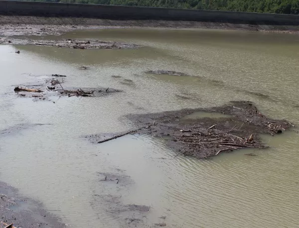 МОСВ предупреди за повишени нива на много реки и опасност от наводнения