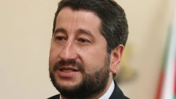 Христо Иванов разкритикува решение на ВСС за нов софтуер