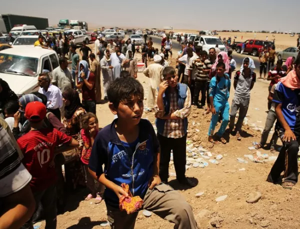 Само за ден - 70 000 сирийски кюрди емигрирали в Турция 