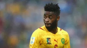 Уест Хям приюти Алекс Сонг