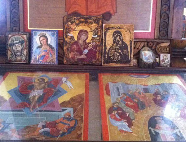 Апаши крадат икони от габровски църкви