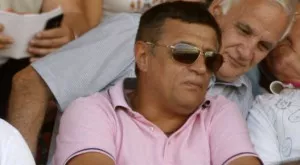 Босът на Царско село нападна директор на ЦСКА 1948, а след това подгони и фен