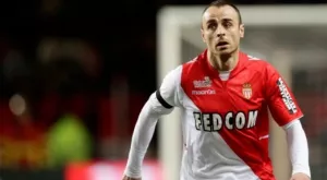 Монако с първа победа, Бербатов игра 22 минути