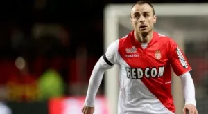 "L'Equipe" избра Бербатов за играч на Монако - Лил