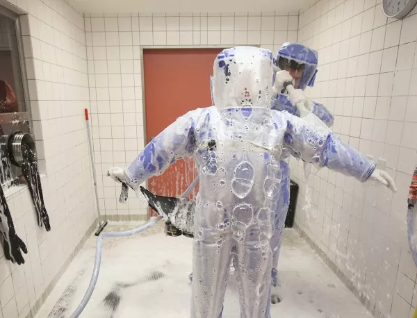 18 хървати ще бъдат изследвани профилактично за ебола