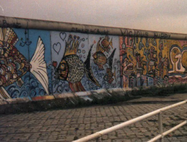 Почина човекът, оповестил падането на Берлинската стена