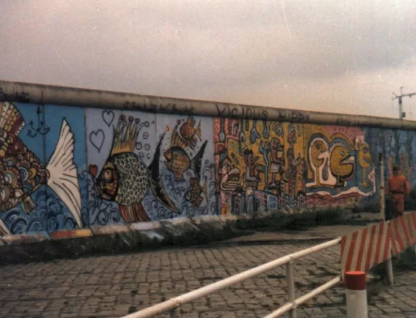 25 години след падането на Берлинската стена
