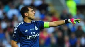 Критиците не успяха - Свети Икер остава на "Бернабеу"