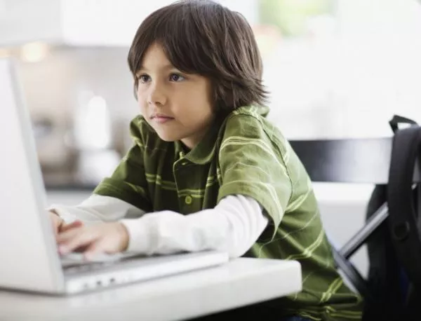 Над 90% от българските деца ползват интернет всеки ден