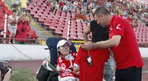 "Офанзива" изпрати Стойчо с аплодисменти