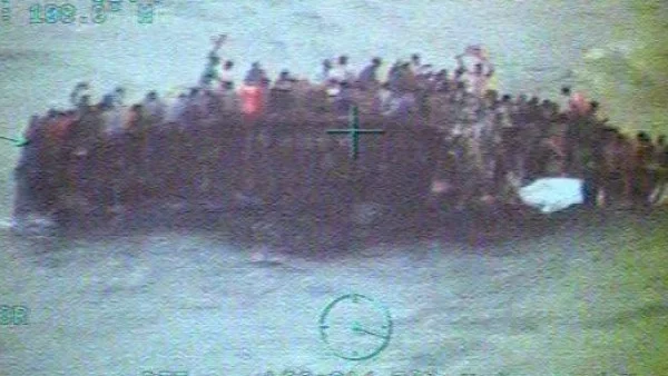 Стотици имигранти са в неизвестност след корабокрушение