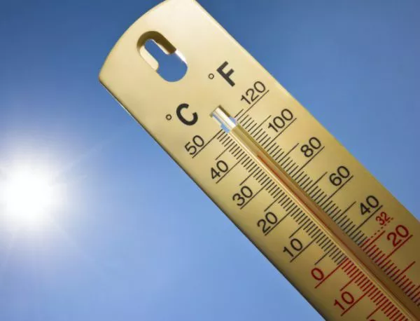 Октомврийските жеги гарантират на 2015 да е най-горещата