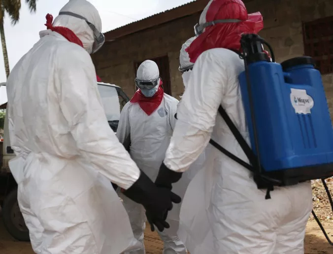 Телефонните измамници вкараха и ебола в сюжета с лъжи за пари