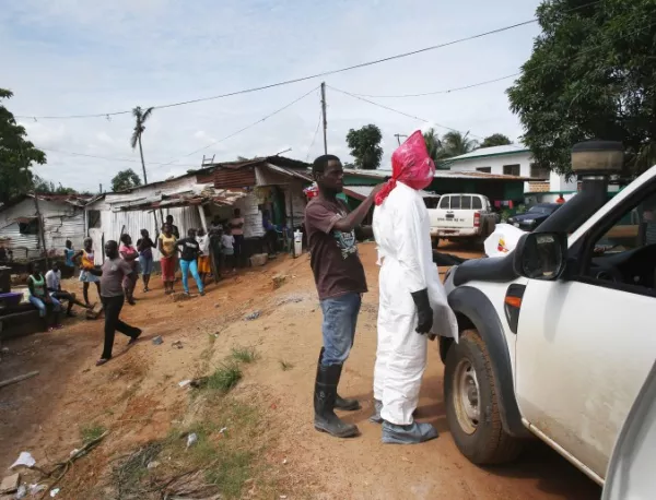 Западна Африка не се справя с овладяването на еболата