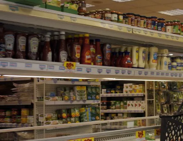 Агенцията по храните спря 37 тона съмнителни храни в София