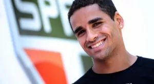 Барса привлича защитник от Сао Пауло