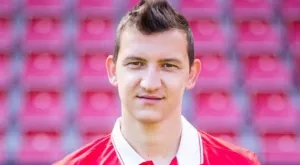 Без Неделев Майнц се добра до равен с Падерборн