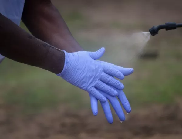 Броят на заразените с ебола надхвърли 10 000