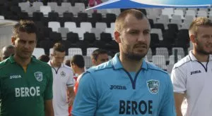 Два тима от Испания искат Макенджиев