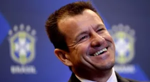 Дунга не викна в националния футболисти на Реал и Барселона