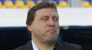 След 3 мача начело, Стойне Манолов уволни Вили Вуцов