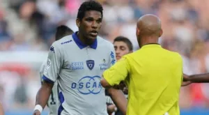 Спряха правата на бияча Брандао за месец