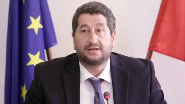 Правосъдният министър предложи лекарство за прокуратурата