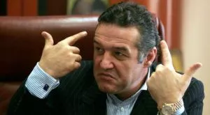 Литекс чака 400 000 евро от Стяуа за Реге