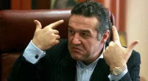 Бекали счупи тъпомера: Дибала е едно 165-сантиметрово джудже