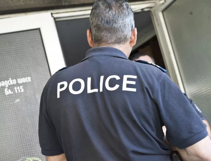 БХК иска разследване на полицаи за отношението им към бежанците