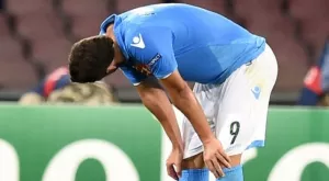 Спарта наби Слован и на терена, и на трибуните, Йънг Бойс думна Наполи