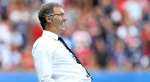 ПСЖ подкрепя Лоран Блан